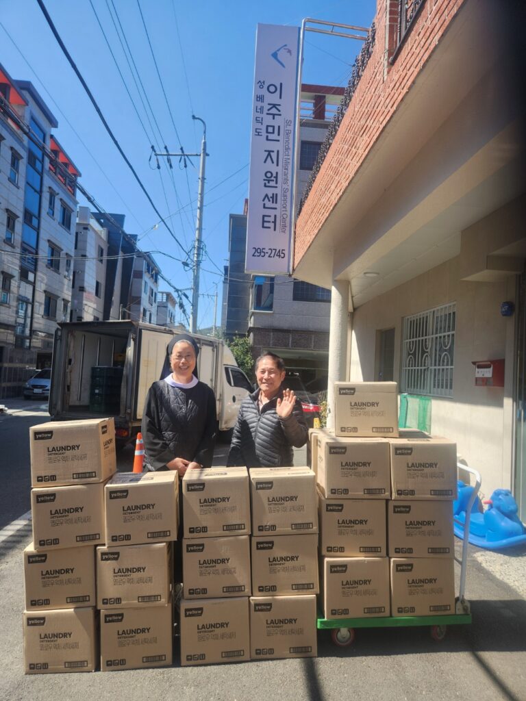 팔등로 기부거리 상인회-이마트24 본사 ‘동행기부’ 물품 전달식 안내 kakaotalk 20260320 130101116